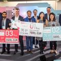 Gruppenbild der Preisträger der Start.up! Germany Tour 2022 auf der Bühne bei der Preisverleihung